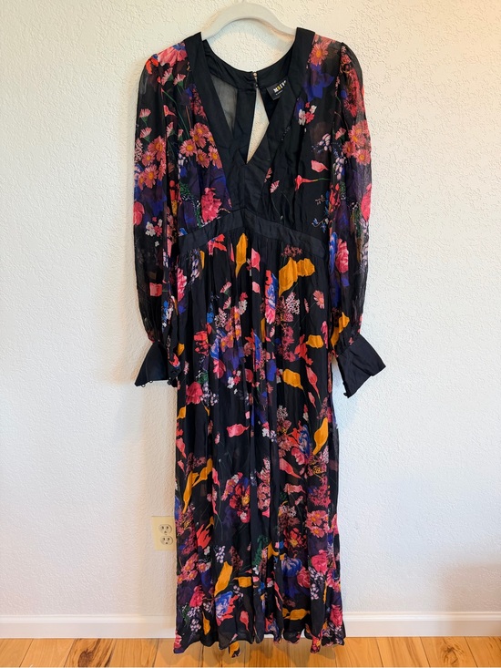 Anthropologie Dresses & Skirts - (SUNSET) Anthropologie Maeve Floral Black V-Neck Long Sleeve Maxi Dress